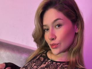 SweetAbey Blowjob XXX Cams - Photo 10/21