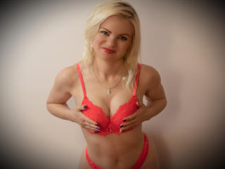 IrynaLyna Chatte en Chaleur - Photo 6/21