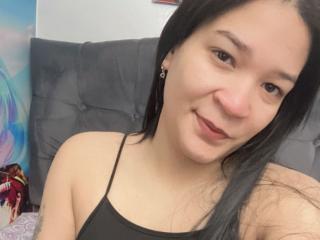 KandyQueen69 live cam model at XLoveCam