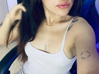 SophiaMarx Blowjob XXX Cams - Photo 21/21