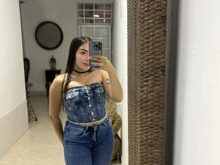 SharonKlart Blowjob XXX Cams - Photo 17/21