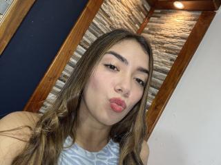 SharonKlart Blowjob XXX Cams - Photo 13/21