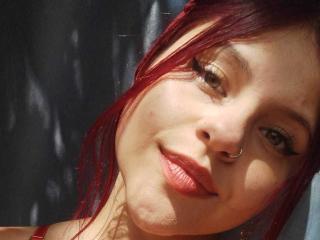 SophieHill Blowjob XXX Cams - Photo 19/21