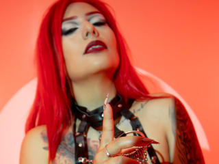 EimyCallahan Boobs Liveshow - Photo 20/21
