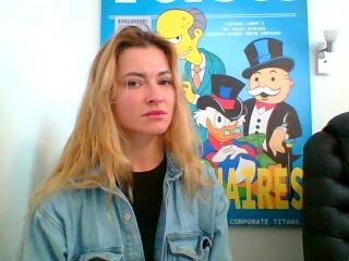 Kandinia live cam model at XLoveCam