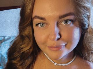 AmeliyaXq Webcam Porno Live - Photo 4/5
