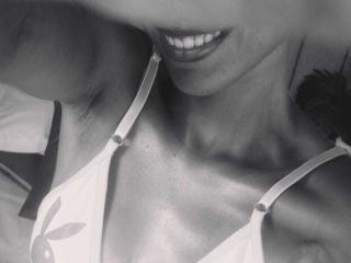 AylaCallowey Webcam Porno Live - Photo 7/21