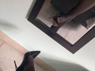 KinkyHoly Image Gallery