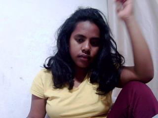 BeautySexyB live cam model at XLoveCam