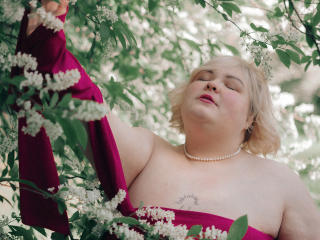 EllaBigBabe Seins Liveshow - Photo 18/21