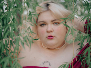 EllaBigBabe Seins Liveshow - Photo 7/21