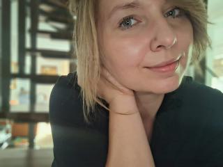 SadieFirt Blowjob XXX Cams - Photo 9/21