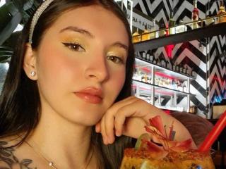 ZoeCortes MILF Live - Photo 5/21