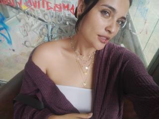 AgathaK Webcam Porno Live - Photo 5/21