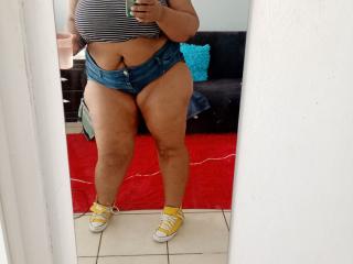 Thicknessdx live cam model at XLoveCam