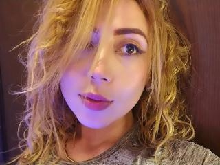DouceKhrystine Amateur Live Cam - Photo 12/21