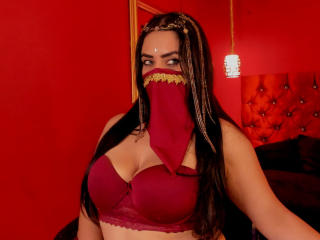 AnissaAli Webcam Porno Live - Photo 15/21