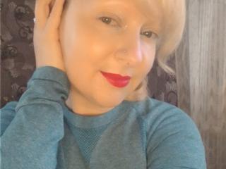 Alice69s live cam model at XLoveCam