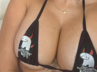 EmilyParkerr Seins Liveshow - Photo 7/21
