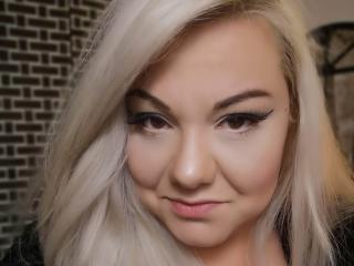 MistressSadiX live cam model at XLoveCam
