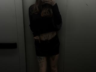 SensualMila Blowjob XXX Cams - Photo 13/21