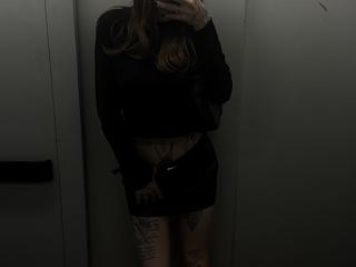 SensualMila Blowjob XXX Cams - Photo 12/21