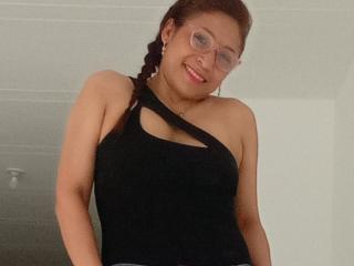 PalomaSexyBeauty live cam model at XLoveCam