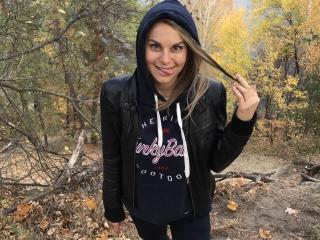 BelleLisaG Live Cam Porn - Photo 20/21