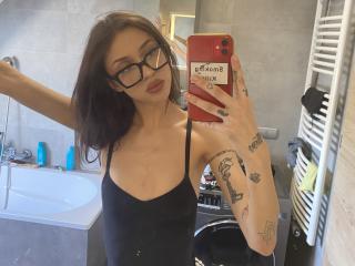 RoxyGlam Sex Brunette - Photo 18/21
