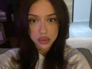 RoxyGlam Sex Brunette - Photo 8/21