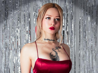 MiaValentine Image Gallery