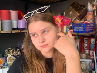 Photo of BellaMuse-hot