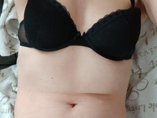 SexyFaustine69 live cam model at XLoveCam