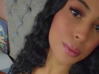SusiLopez Blowjob XXX Cams - Photo 4/21