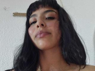 AdaWalton Webcam Porno Live - Photo 9/21