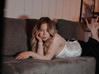 LanaRoselle Image Gallery