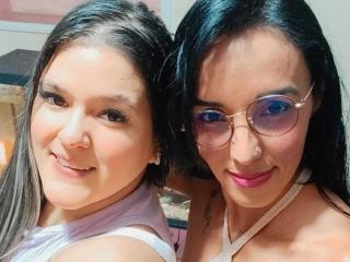 JenniferAndMia Show Porno en Live - Photo 17/21