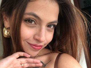 NyraVane Pussy Video Webcam - Photo 7/21