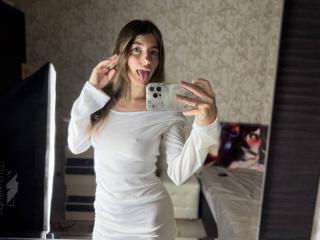 VinnaSkyHott Image Gallery