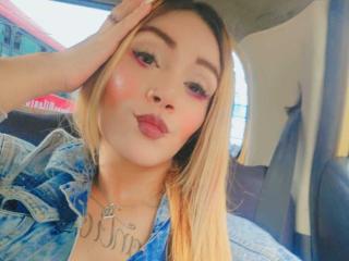 AzhunaStar Webcam Porno Live - Photo 8/21