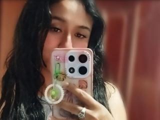 AnnieGarcia Webcam Porno Live - Photo 17/21