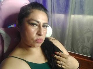 Keyla69Hot Seins Show XXX en Direct - Photo 2/21