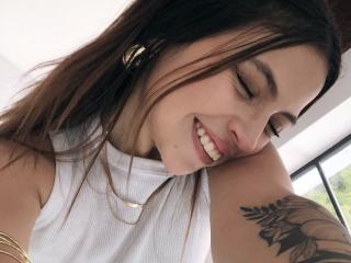 NyraVane Pussy Video Webcam - Photo 17/21