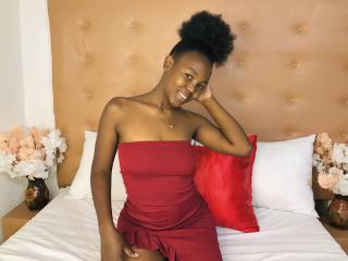 CathieLorenah live cam model at XLoveCam