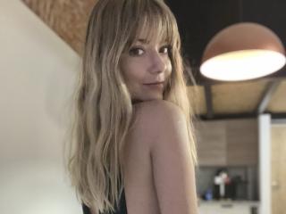 BridgetRose live cam model at XLoveCam