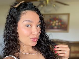 Ashlley69 Webcam Porno Live - Photo 18/21