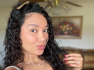 Ashlley69 Webcam Porno Live - Photo 17/21