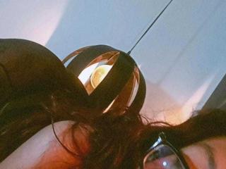 LunaSantanaa live cam model at XLoveCam