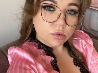 AmellyWhite Image Gallery