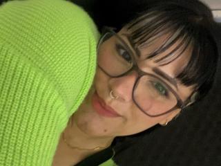 AlejaRossi live cam model at XLoveCam